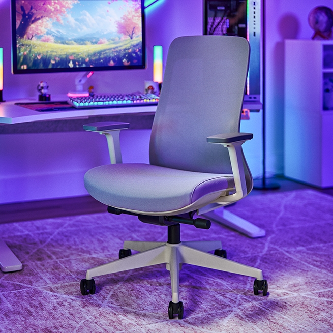 UPLIFT Desk Bolan Ergonomic Chair in Fog.