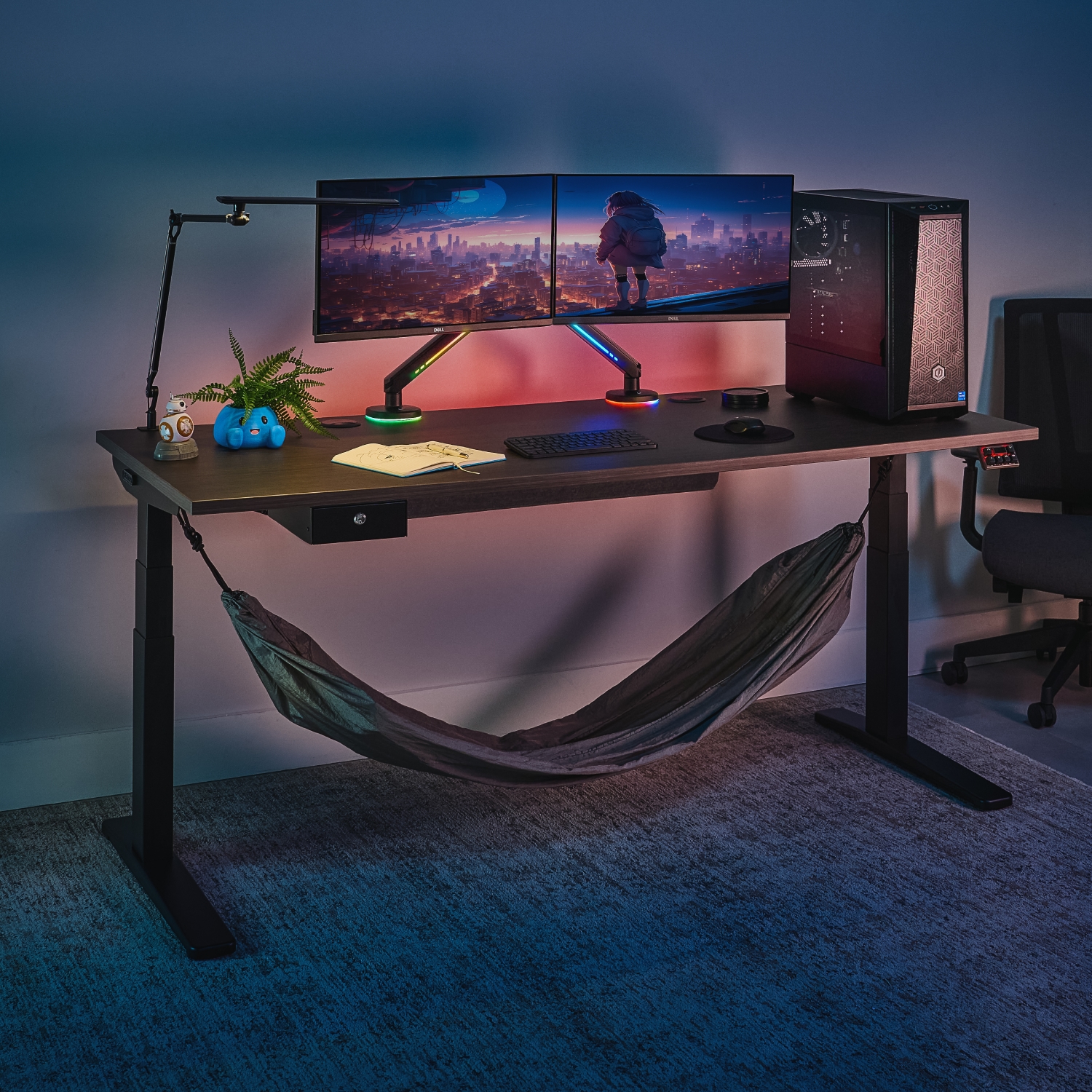 UPLIFT Standing Desk