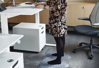 Humanscale Monarch Mat hover image