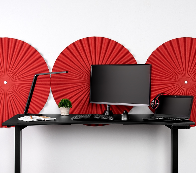A quiet office with 3D Cellular Acoustic Wall Panels