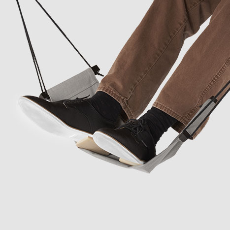 https://www.upliftdesk.com/content/img/learn-mores/learn-more-image-foot-hammock.jpg